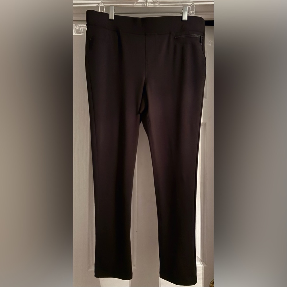 DKNY Jeans Ladies Black Pull On Ponte Pants, Size Large.  EUC